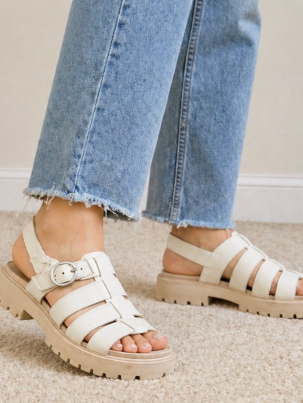Timberland White Leather Strappy Sandals